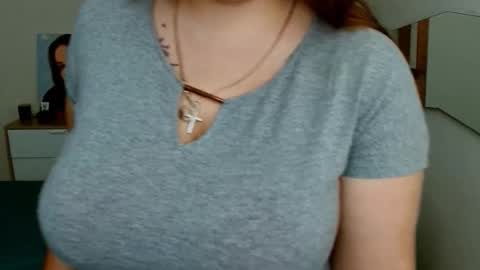 Snapshot of leila_beayte_ chatting on 11/27/25, 05:31 Leila online show from 11/27/25, 05:31