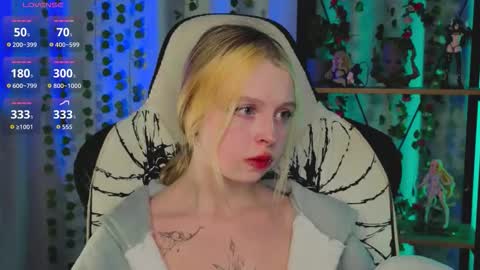 Leila online show from 02/23/26, 02:03