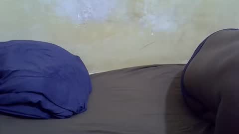 leilah_cute19 online show from 05/05/26, 07:49