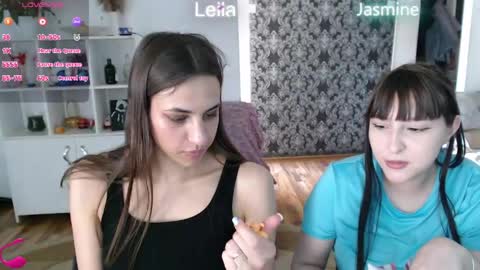 Leila online show from 05/04/26, 08:21