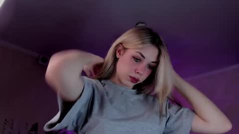 leilalafleur_ online show from 02/04/26, 05:46