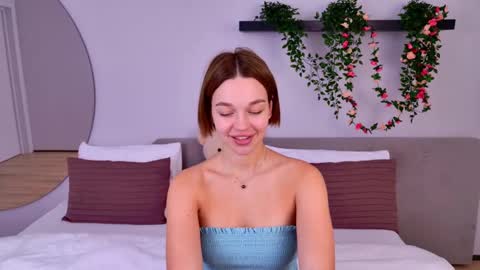 Snapshot of leilalawson chatting on 02/12/25, 07:44 LeilaLawson online show from 02/12/25, 07:44