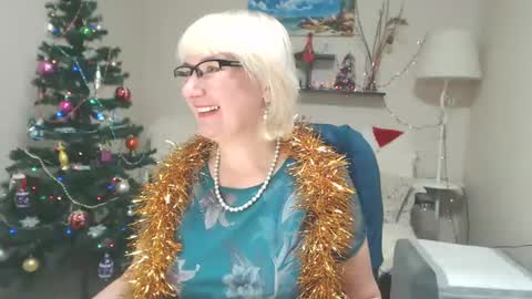 Leila Kinky online show from 12/23/24, 06:33