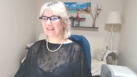 Leila Kinky online show from 02/26/25, 04:25