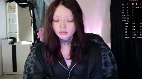 Snapshot of lein_bone chatting on 06/22/26, 12:35 Lein online show from 06/22/26, 12:35