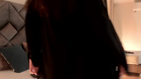 Leizathompson online show from 04/03/26, 04:27