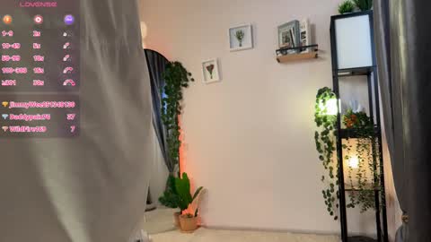 Lela online show from 03/06/25, 01:05