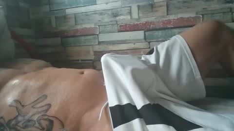 lele123455667788 online show from 02/05/26, 11:26