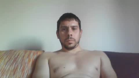 Snapshot of lelem1092 chatting on 11/19/25, 01:22 lelem1092 online show from 11/19/25, 01:22