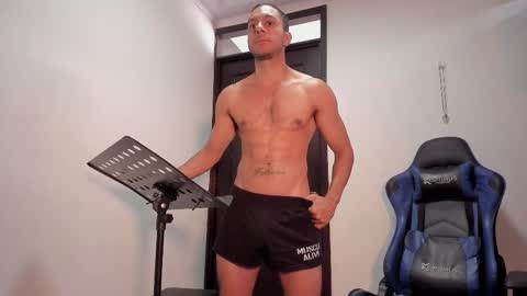 hi im lelo... nice to meet you I appreciate your thumbs up It is very important and you would help me a lot online show from 09/16/25, 12:39