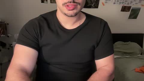 Snapshot of lemon_squeezerr chatting on 11/07/25, 02:39 lemon_squeezerr online show from 11/07/25, 02:39