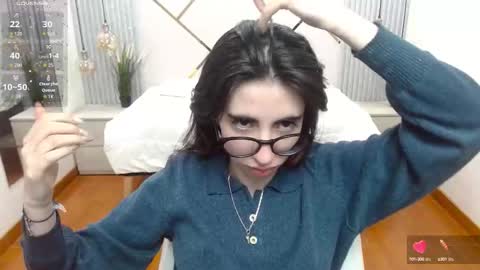 Lena online show from 09/19/25, 07:36