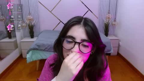 Lena online show from 12/05/25, 06:04