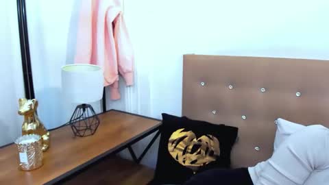 Snapshot of lena_sexi chatting on 10/12/25, 06:40 lena_sexi online show from 10/12/25, 06:40