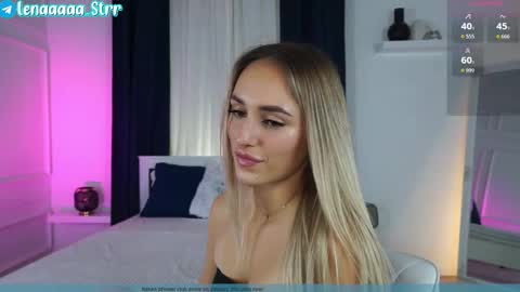 Lena online show from 12/22/25, 03:53