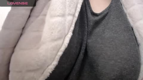 Snapshot of lenagolden chatting on 12/07/24, 03:30 lenagolden online show from 12/07/24, 03:30