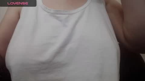 Snapshot of lenagolden chatting on 12/23/24, 12:41 lenagolden online show from 12/23/24, 12:41