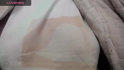 Snapshot of lenagolden chatting on 01/27/25, 05:04 lenagolden online show from 01/27/25, 05:04