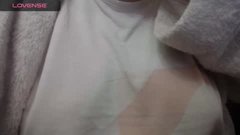 Snapshot of lenagolden chatting on 03/02/25, 05:14 lenagolden online show from 03/02/25, 05:14