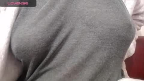 lenagolden online show from 11/13/25, 06:56