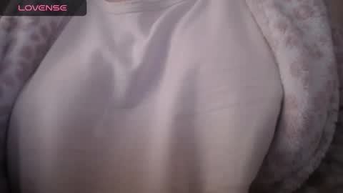 lenagolden online show from 01/13/26, 10:09