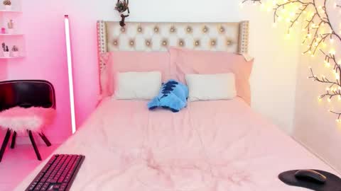 Lena  online show from 03/23/26, 08:13