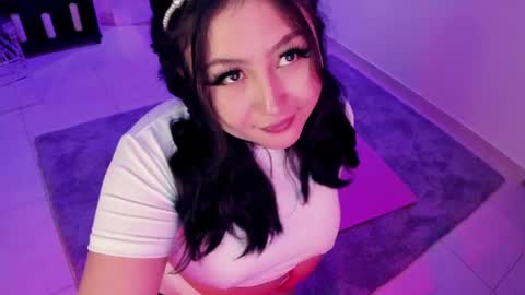 Lenna Kang online show from 05/12/26, 11:13