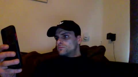 Snapshot of lendariokiss chatting on 12/15/25, 11:03 Armando online show from 12/15/25, 11:03