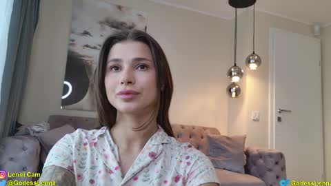 Snapshot of lenna_godess chatting on 04/29/26, 06:50 Lenna Goddess online show from 04/29/26, 06:50