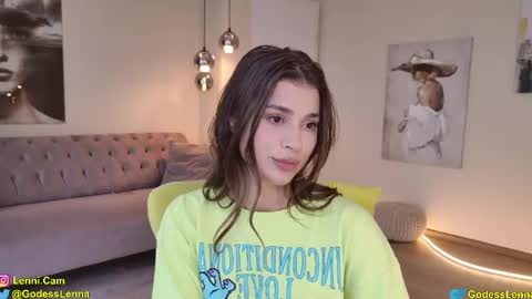 Snapshot of lenna_godess chatting on 06/01/26, 06:48 Lenna Goddess online show from 06/01/26, 06:48