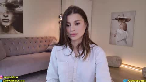 Snapshot of lenna_godess chatting on 06/02/26, 06:26 Lenna Goddess online show from 06/02/26, 06:26