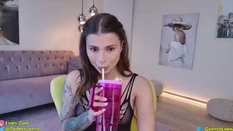 Snapshot of lenna_godess chatting on 06/09/26, 05:52 Lenna Goddess online show from 06/09/26, 05:52