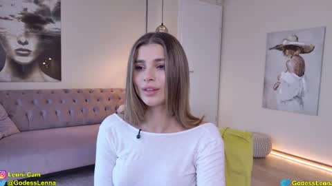 Snapshot of lenna_godess chatting on 06/17/26, 04:59 Lenna Goddess online show from 06/17/26, 04:59