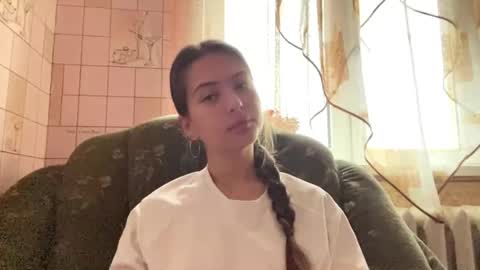 Hellomy name is Natalyits my first day here nice to meet you Give me 50 thumbs ups online show from 05/26/26, 03:35