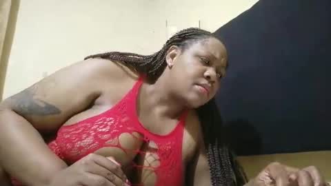 lenzo84712 online show from 12/14/25, 04:45