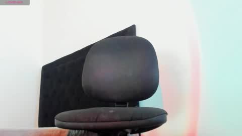 leo183877 online show from 03/18/26, 01:42