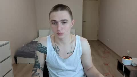 Snapshot of leo__miller chatting on 06/07/26, 04:33 LEO online show from 06/07/26, 04:33