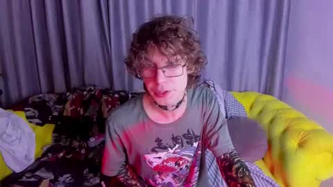 Leo online show from 10/11/25, 03:10