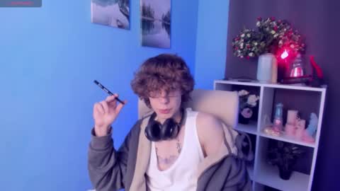 Leo online show from 10/25/25, 02:24