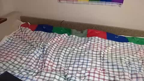 leo_cutie online show from 12/22/25, 09:56