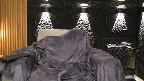 Leo  Diaz online show from 04/11/26, 07:45