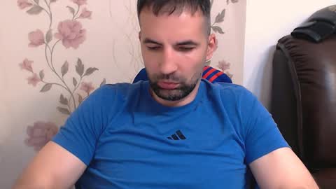Snapshot of leo_gianni chatting on 05/23/26, 02:21 Leo Gianni online show from 05/23/26, 02:21