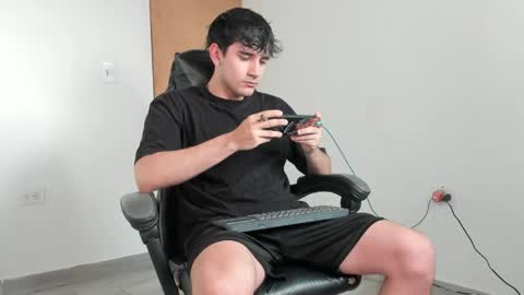 Leo Jones online show from 03/29/26, 09:15