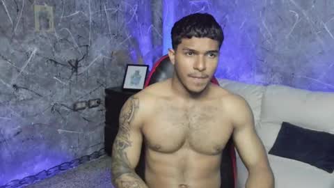 Snapshot of leo_taro chatting on 09/17/25, 11:50 Leo independent model online show from 09/17/25, 11:50