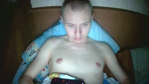 Snapshot of leo_timm chatting on 12/22/25, 10:51 leo_timm online show from 12/22/25, 10:51