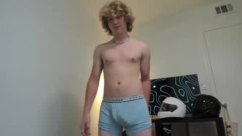 Snapshot of leo_wildd chatting on 09/17/25, 10:50 leo_wildd online show from 09/17/25, 10:50