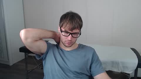 Snapshot of leoackerman chatting on 10/16/25, 03:02 leoackerman online show from 10/16/25, 03:02