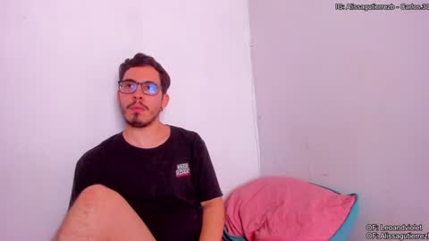 Carlos  Alissa. Help us to reach 100 likes  online show from 01/10/25, 05:13