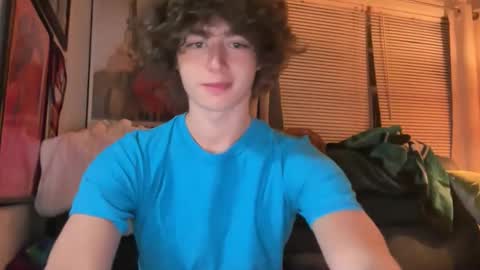 Snapshot of leobf chatting on 11/29/25, 10:35 Leo online show from 11/29/25, 10:35