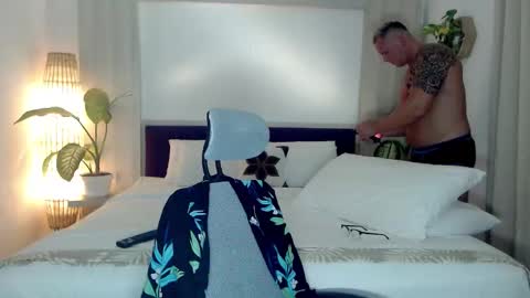 TheBigLeo online show from 11/03/25, 04:30